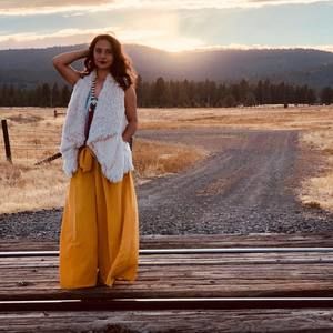 Meet your Posher, Emily